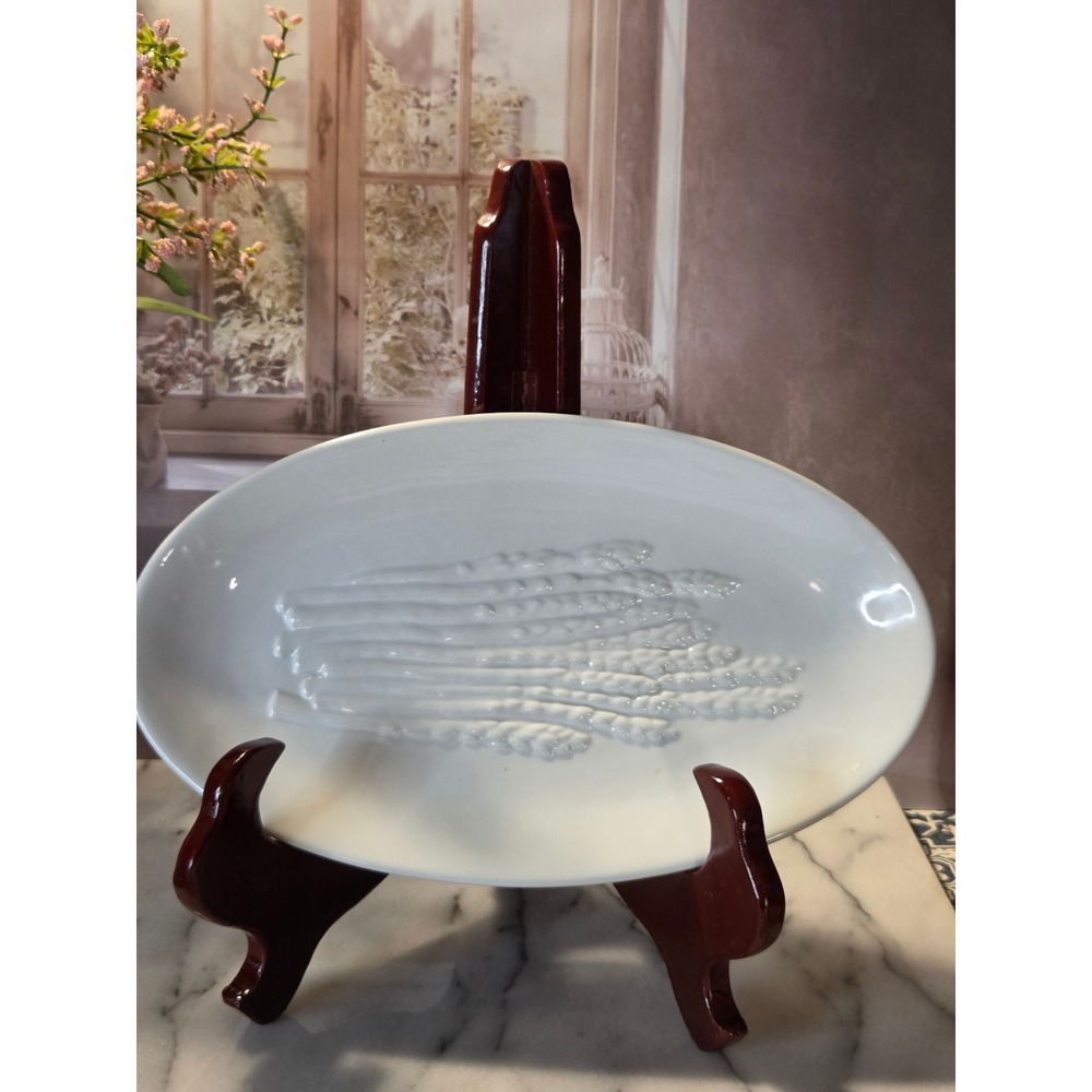 BIA Cordon Bleu White Porcelain Oval Asparagus Embossed‎ Serving Platter 12 Inch